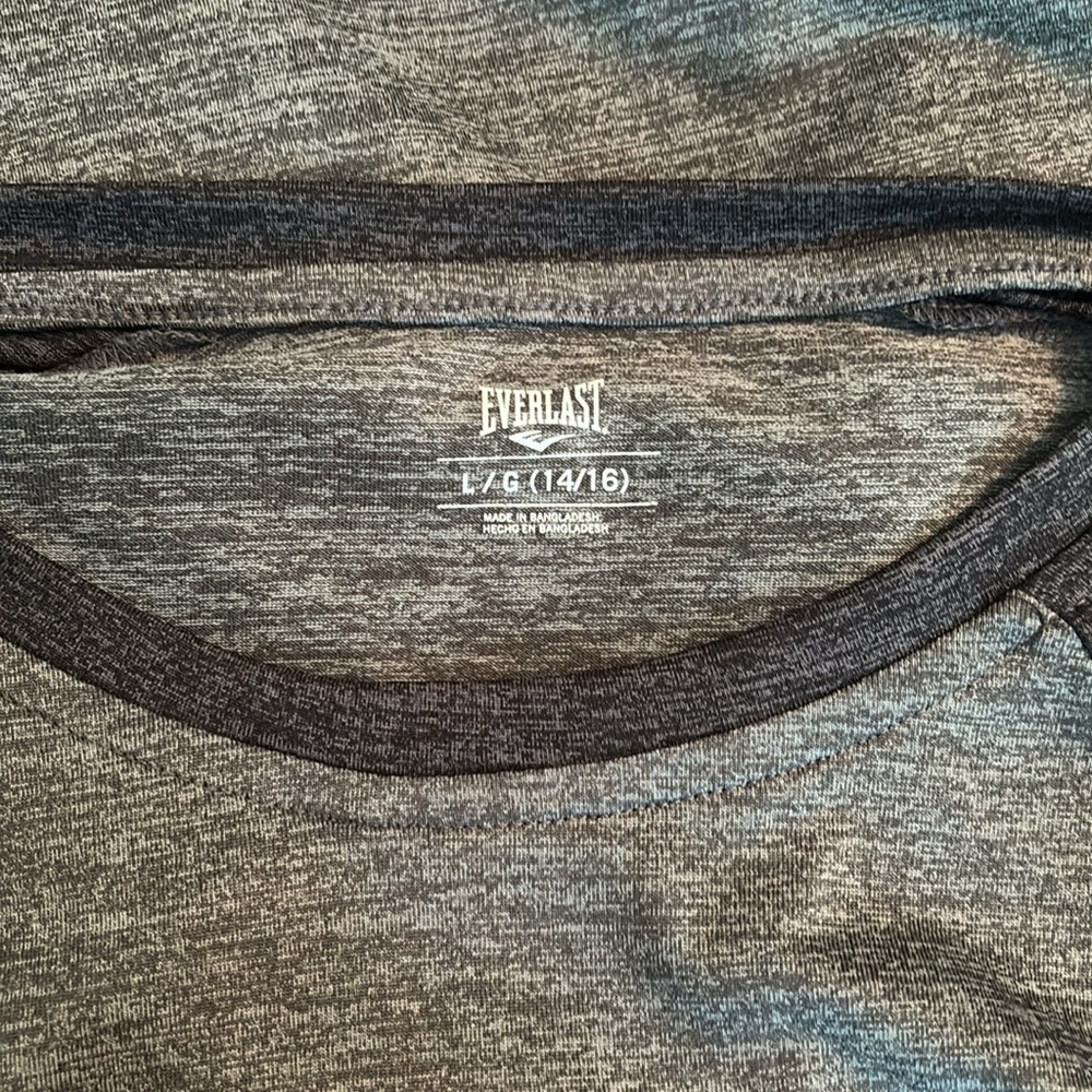 Boys Long Sleeve T shirt - Picture 3 of 3